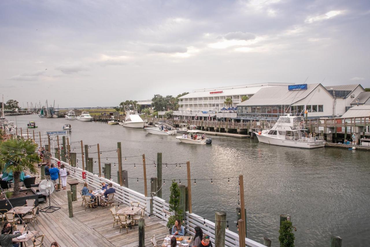 Shem Creek Inn Mount Pleasant Exterior photo