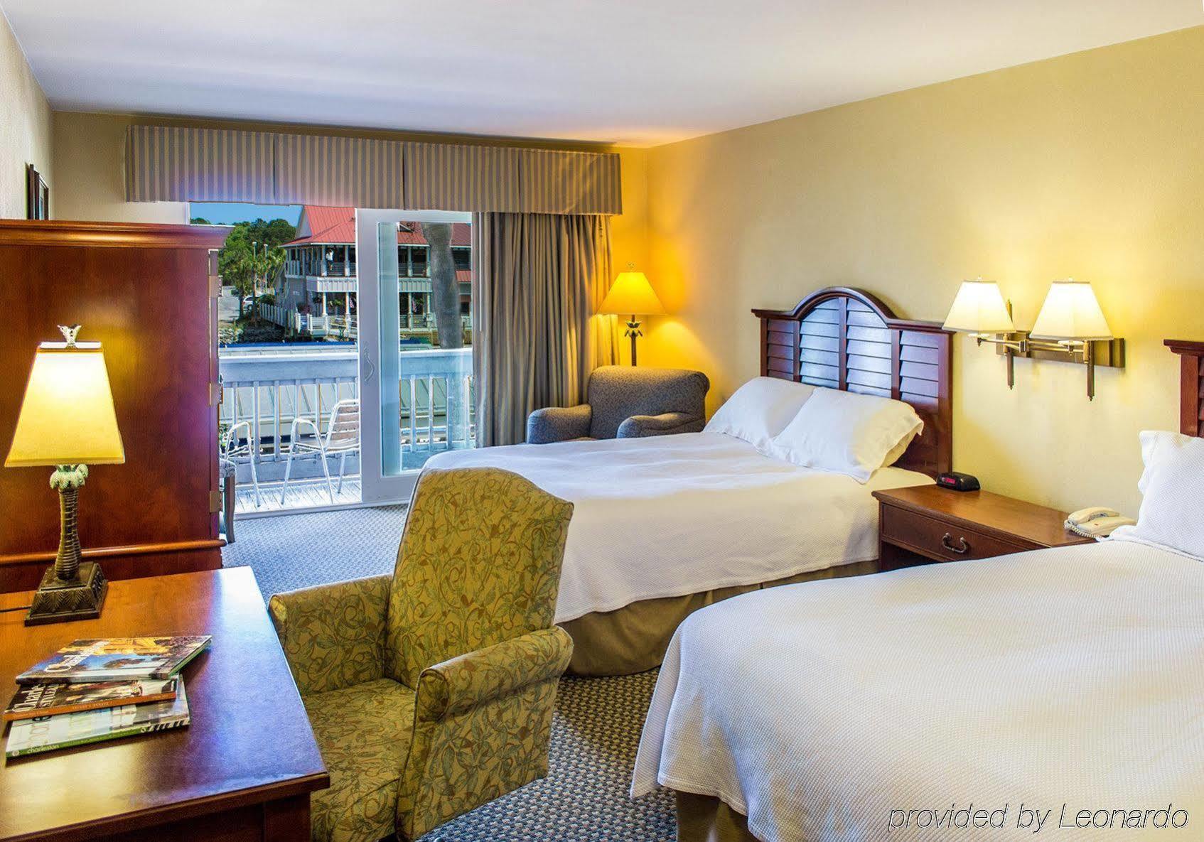 Shem Creek Inn Mount Pleasant Exterior photo